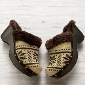 Arizona Jeans Co Y2K Vintage Knit Fair‎ Isle Snowflake Faux Fur Wooden Clogs 8.5